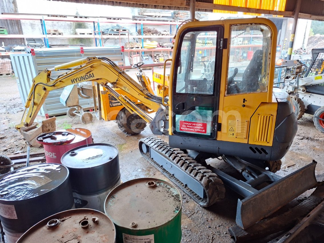 Online aukce: HYUNDAI  ROBEX 35-7