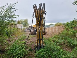 Online aukce: CATERPILLAR  330 BL