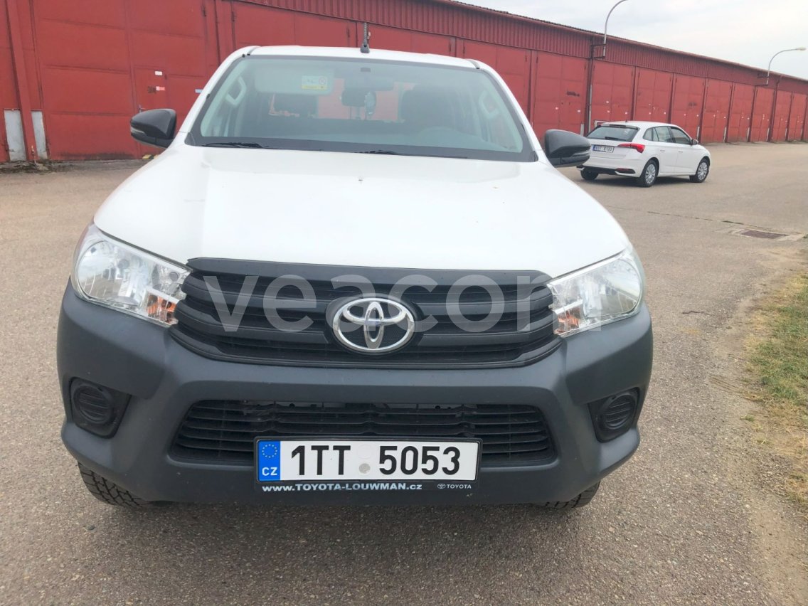 Online aukce: TOYOTA  HILUX 4X4