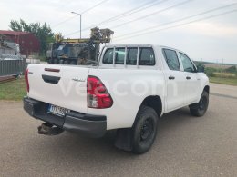 Online aukce: TOYOTA  HILUX 4X4