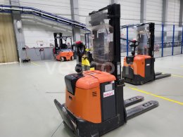 Online aukce:   BT SPE 125