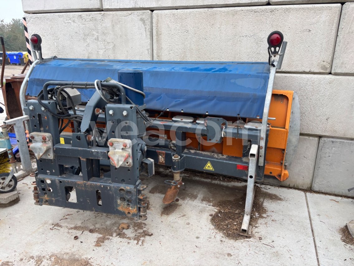 Online aukce: SCHMIDT  SNEHOVÁ RADLICA 3000MM