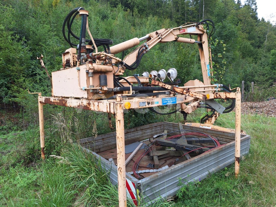Online aukce:   RAMENOVÁ SEKAČKA (PRAGA) GILBERS UV80ST06F