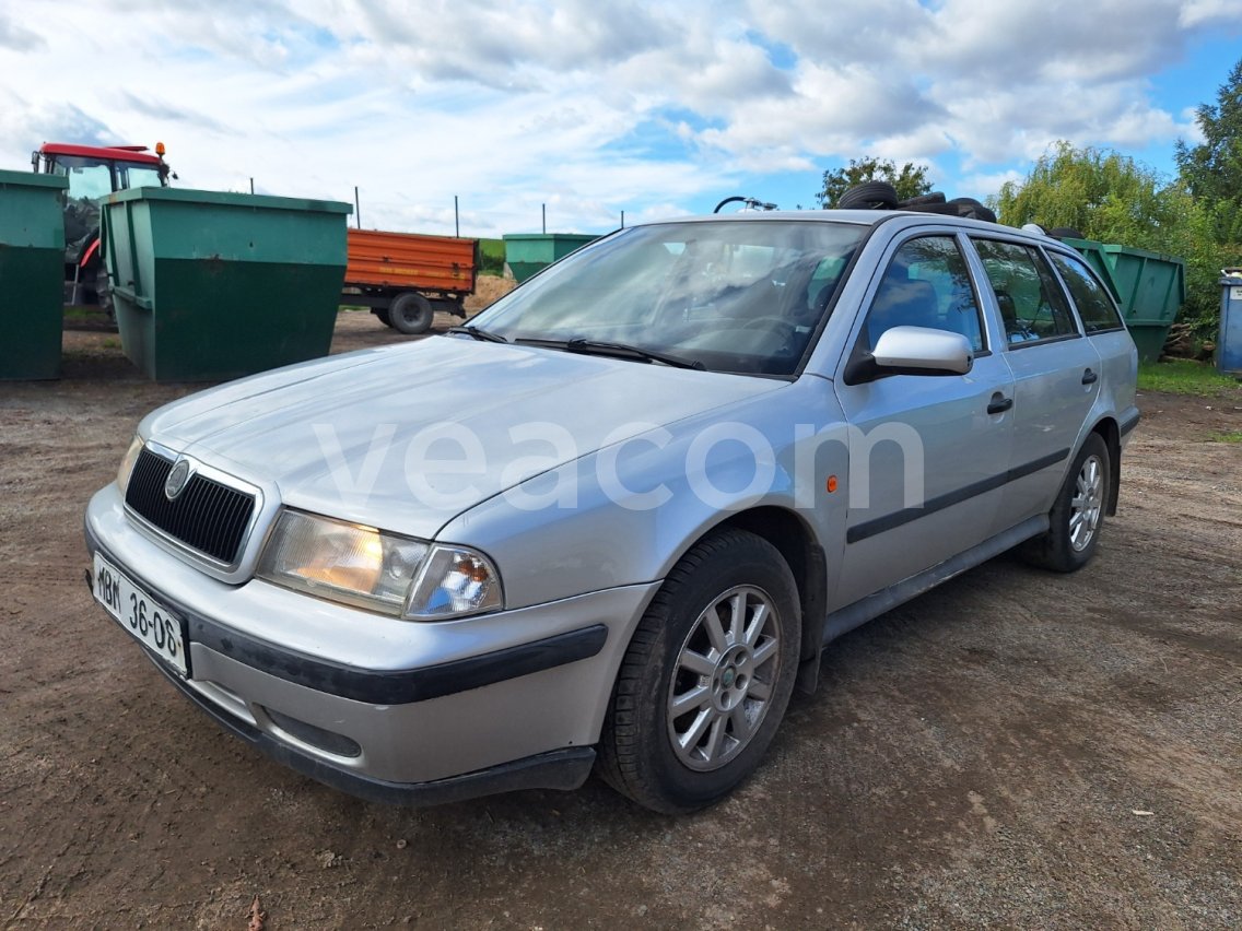 Online aukce: ŠKODA  OCTAVIA