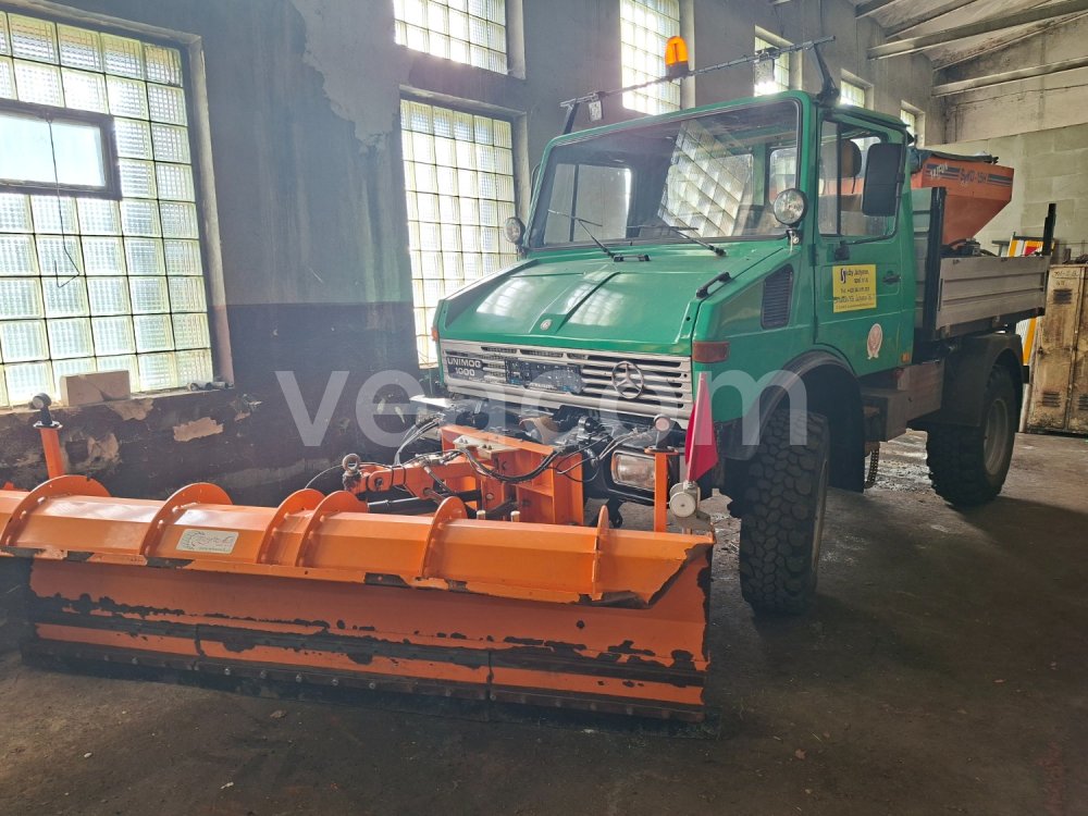 Online aukce: MB  UNIMOG 1000 4X4