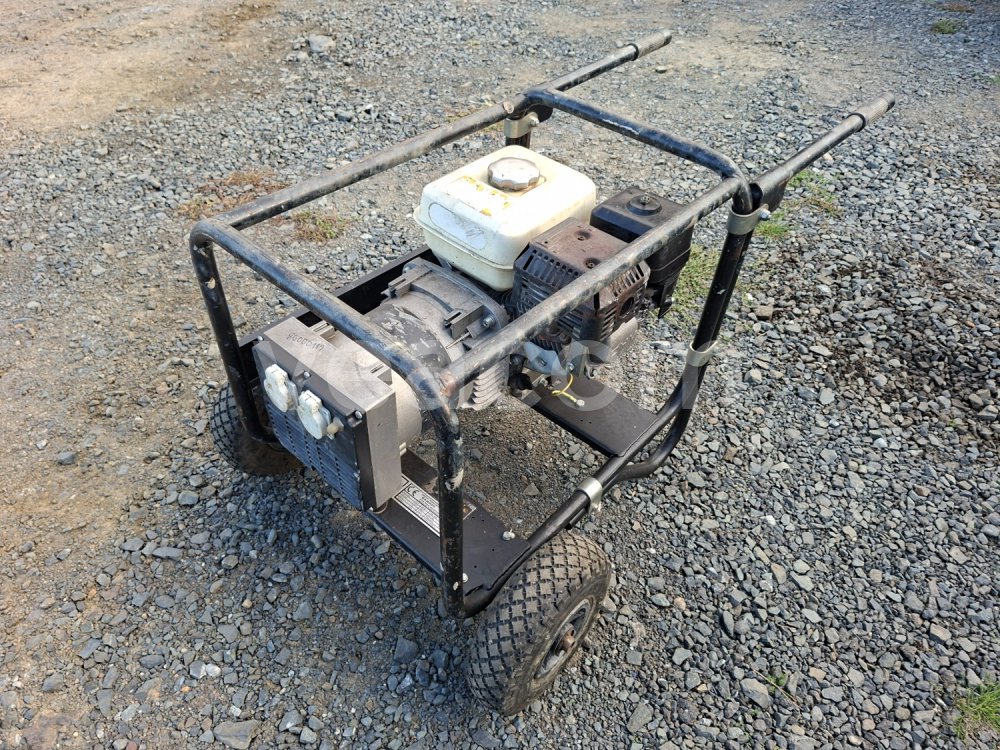 Online auction:  EA 3000
