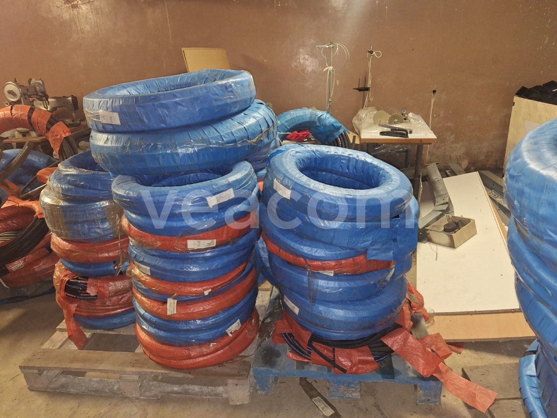 Online aukce:   HYDRAULICKÁ HADICE 345 M