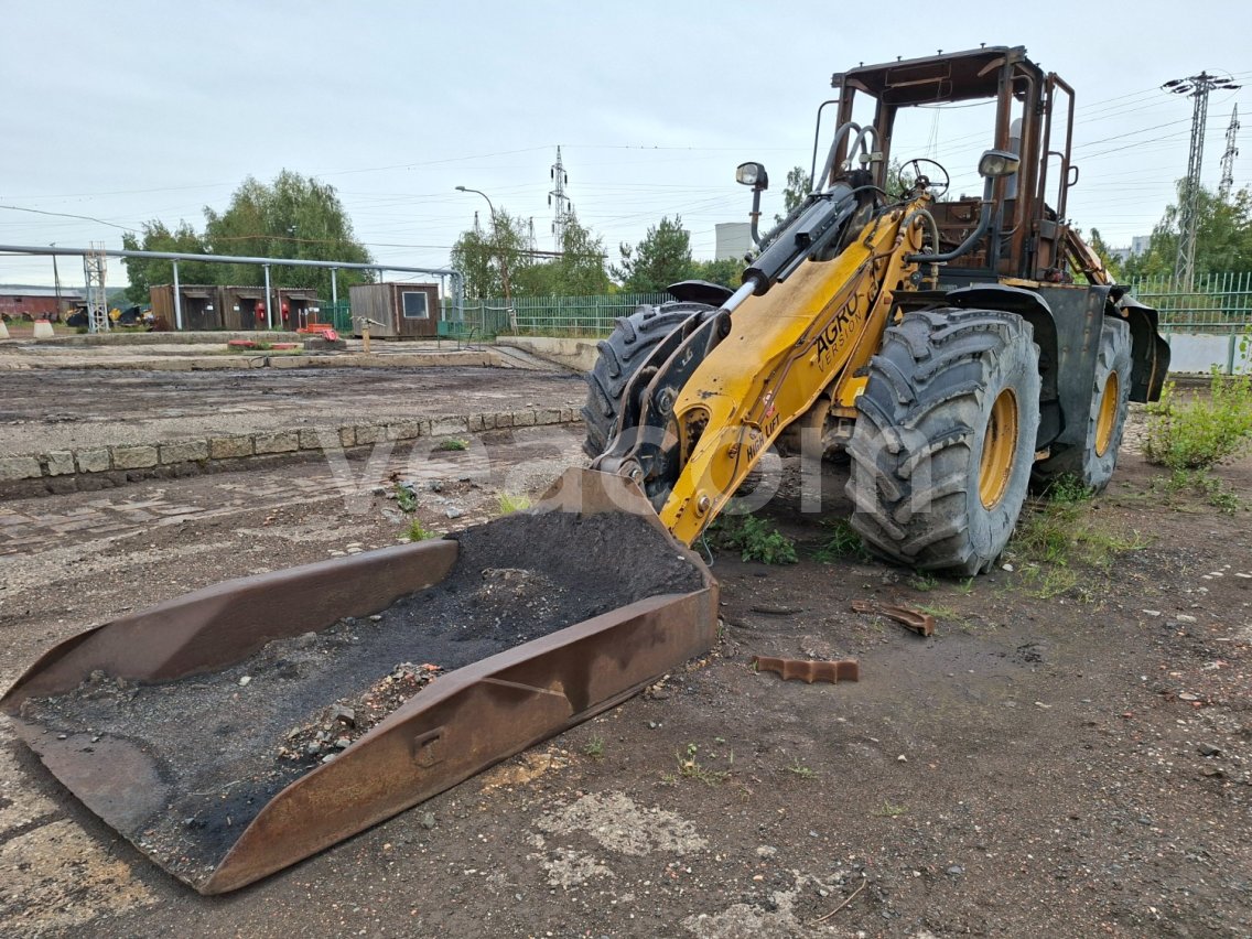 Online aukce: CATERPILLAR  930H 4X4