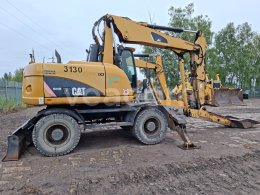 Online aukce: CATERPILLAR  M313D 4X4