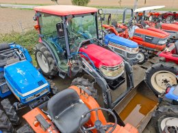 Online aukce: MITSUBISHI  GOZ 28 4X4 + NAKLADAČ