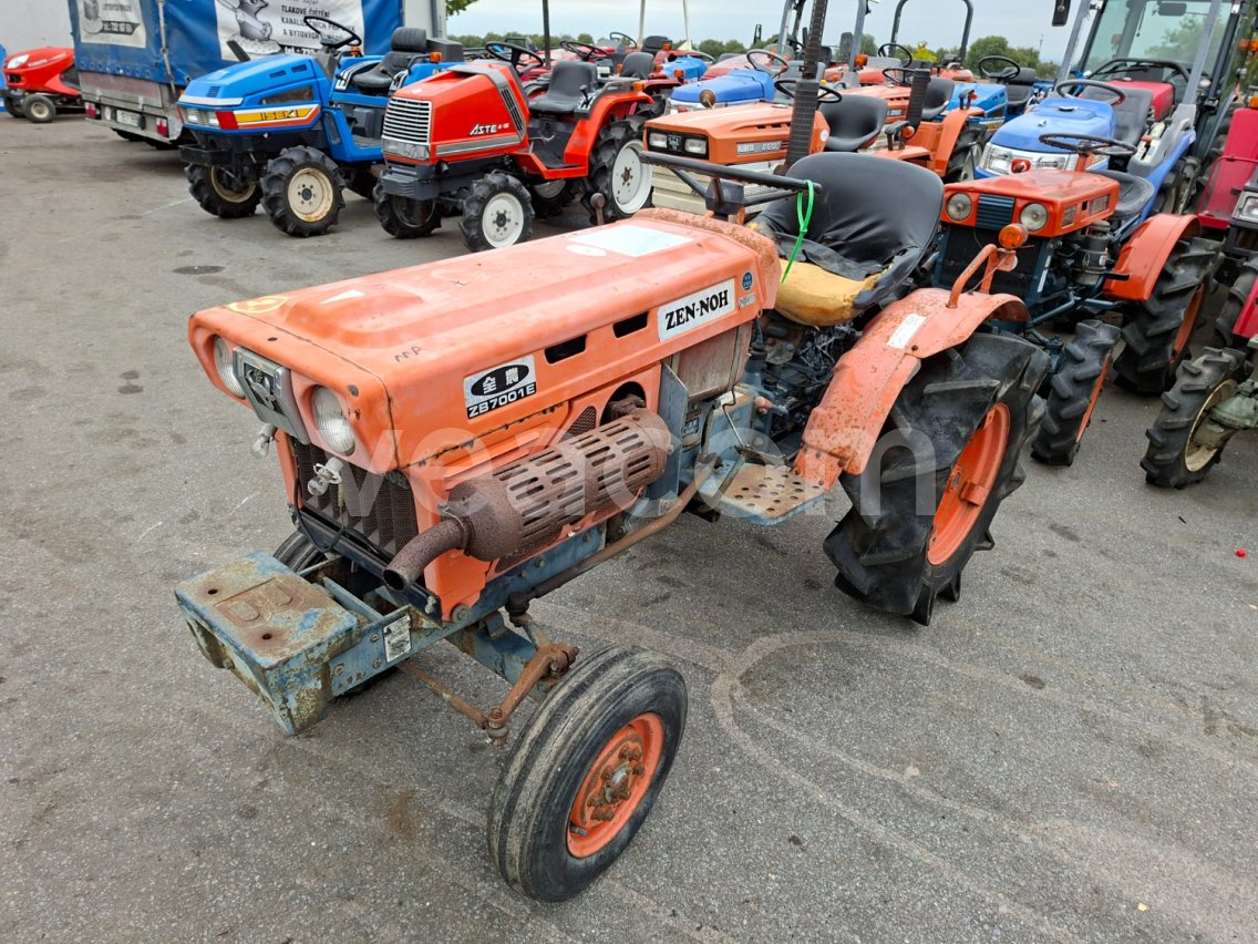 Online aukce: KUBOTA  B7001E