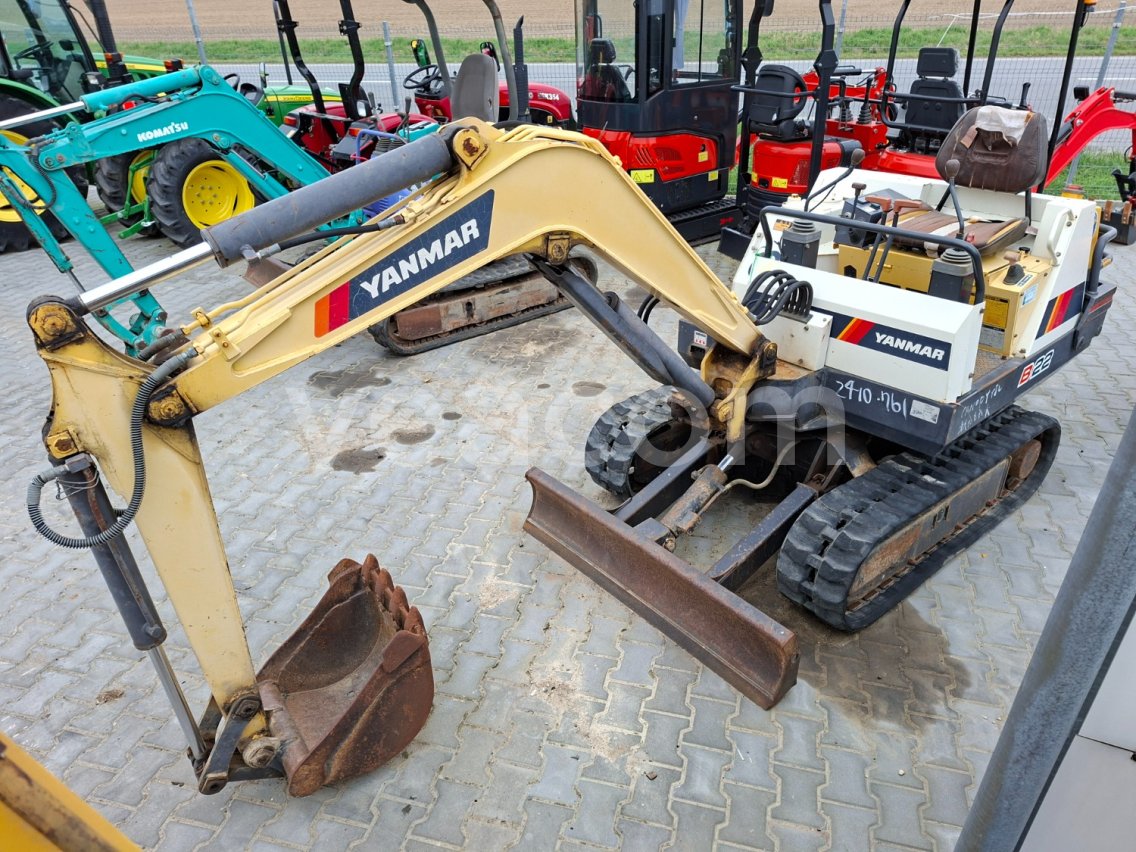 Online aukce: YANMAR  B-22