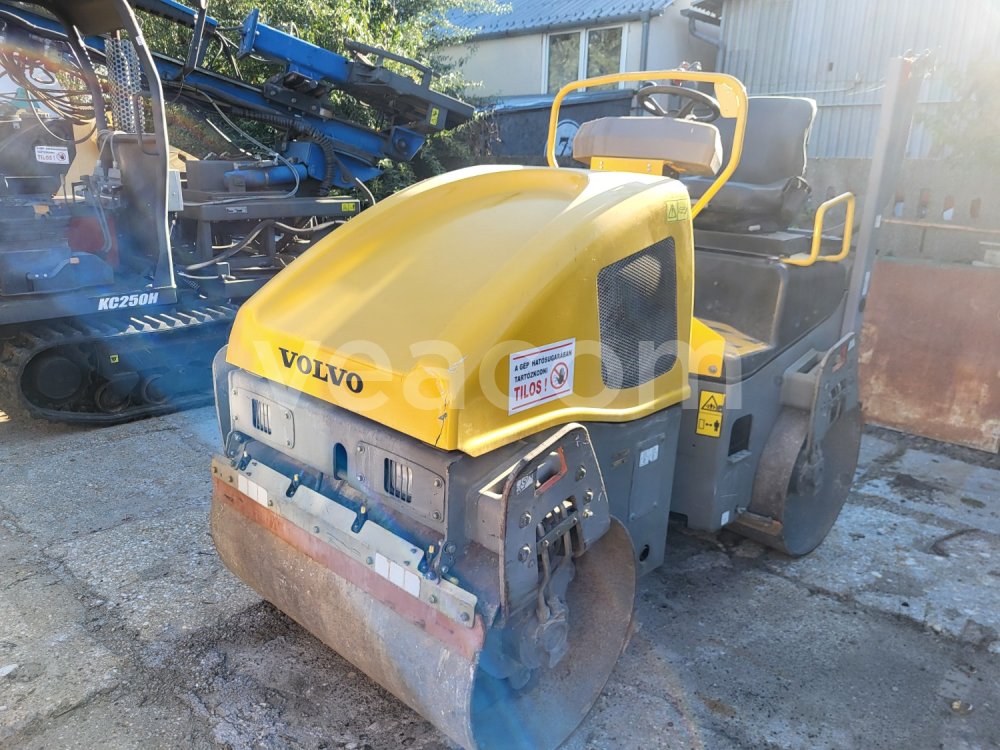 Online aukce: VOLVO  DD25