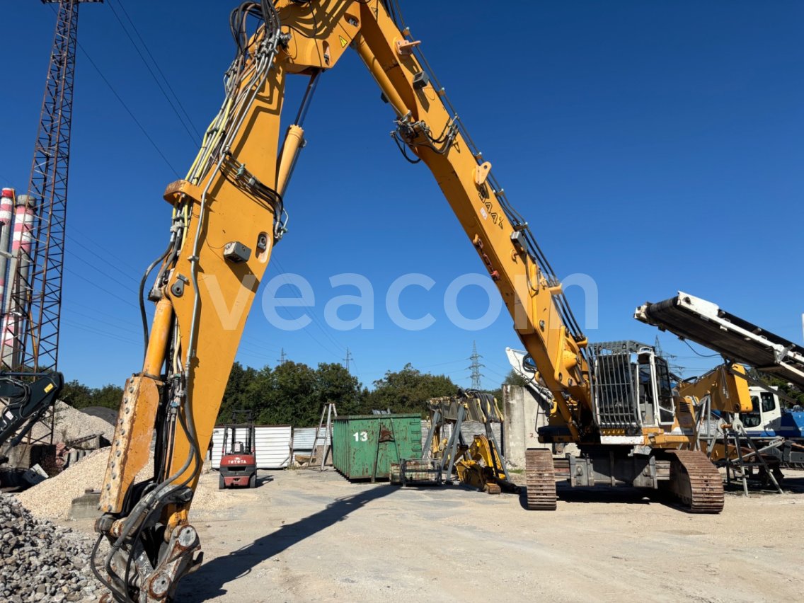 Online aukce: LIEBHERR  R944 BVHHD + DEMOLIČNÍ RAMENO