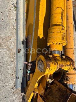 Online aukce: JCB  RAMENO K JCB220 A HYDR.VALEC