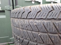 Online aukce:   4KS PNEU 235/65/16C
