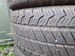 Online aukce:   4KS PNEU 235/65/16C