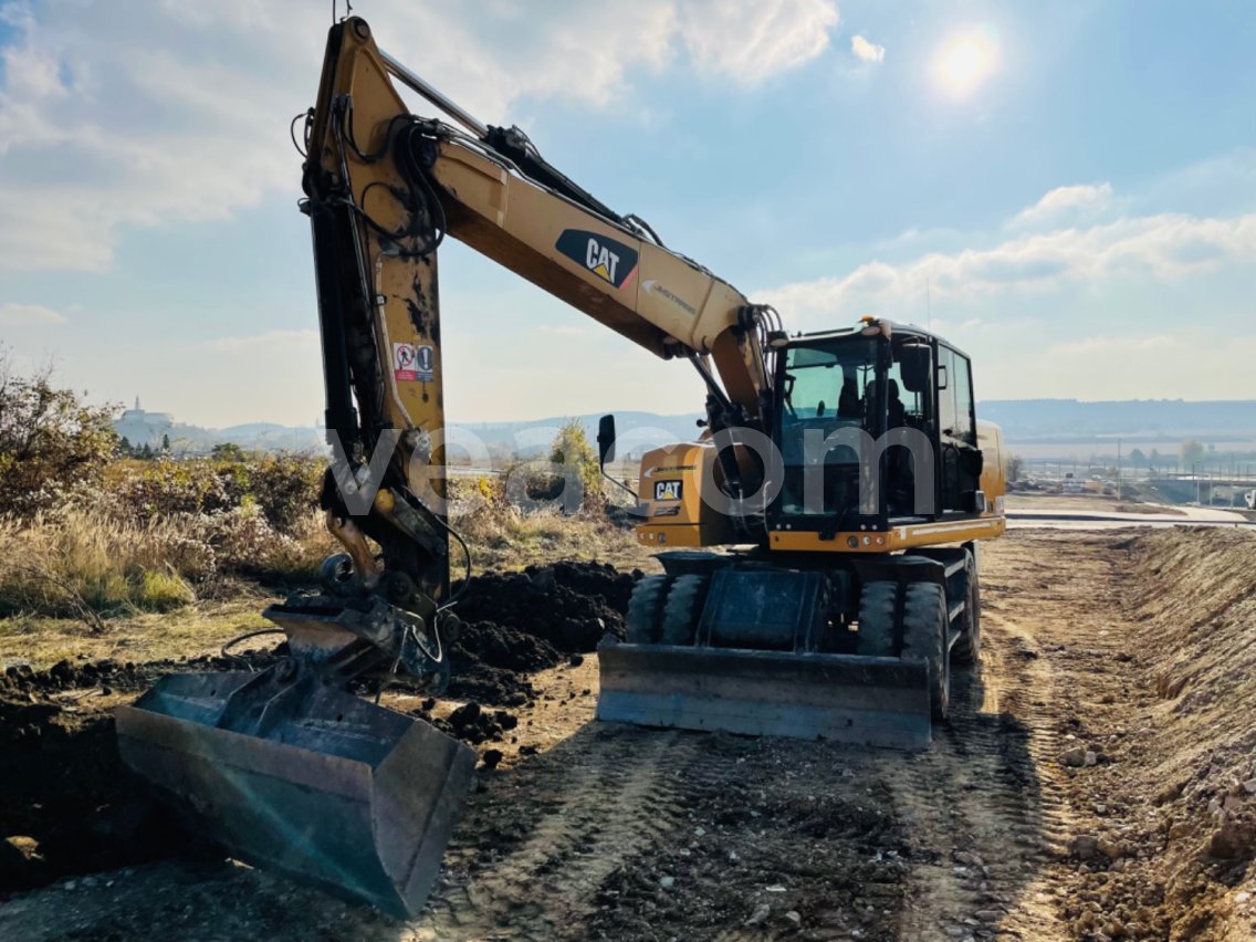Інтернет-аукціон: CATERPILLAR  M318F
