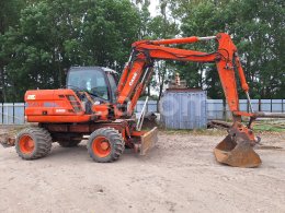 Online aukce: CASE  WX 125 4X4