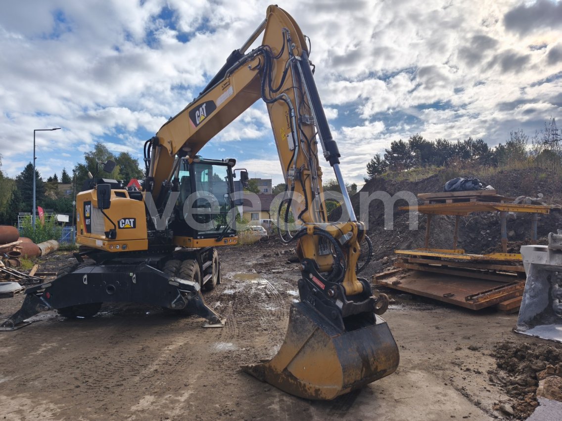 Online aukce: CAT  M317F