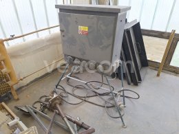 Online aukce:   UNIVERZÁLNÍ STAVEBNÍ ELEKTRICKÝ ROZVADĚČ USR-1B