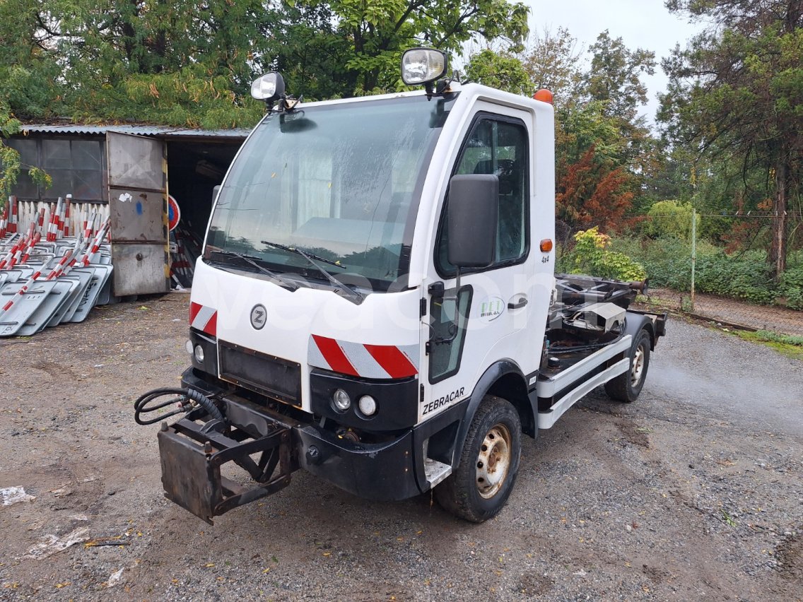 Online aukce: ZEBRA  SP- ZEBRA 4X4