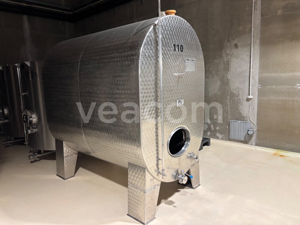 Online aukce:  NEREZOVÁ CISTERNA 4000 LITROV- 1 KUS