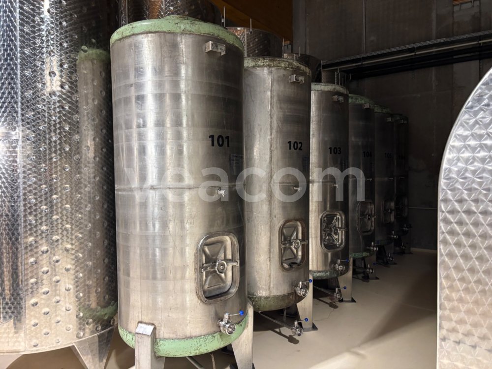 Online aukce:  NEREZOVÉ CISTERNY 1650 LITROV- 1 KS