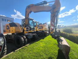 Online aukce: LIEBHERR  A 912