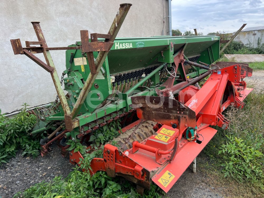 Online aukce: KUHN  HR4003D + HASSIA DKA-400/35