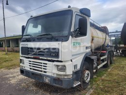 Online aukce: VOLVO  FM7