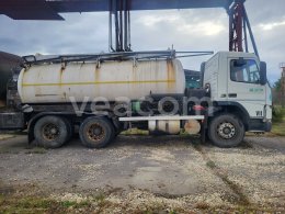Online aukce: VOLVO  FM7