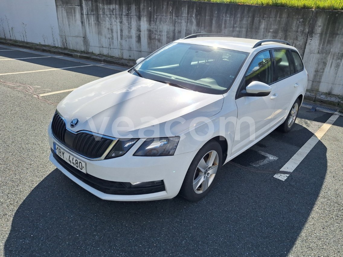 Online aukce: ŠKODA  OCTAVIA