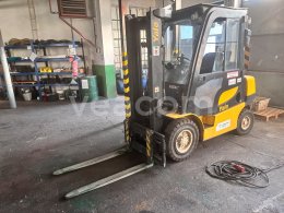 Online auction: YALE  GDP 25MX V 2170