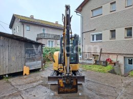 Online aukce: CATERPILLAR  303C CR