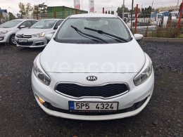 Online aukce: KIA  CEED