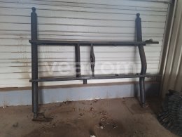 Online aukce:   RÁM NA NÁSTAVBU MB UNIMOG 500