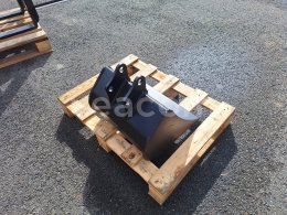 Online aukce:   LŽÍCE PRO MINIBAGR DO 1 T
