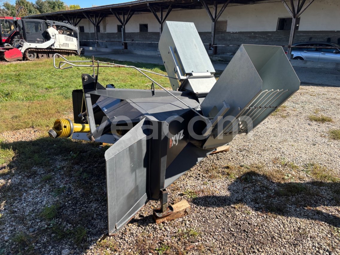 Online aukce:   XYZ 6525