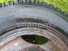 Online aukce:   2 KUSY PNEUMATIK BARUM CHEMLON 9,00-20 S OCEL.DISKY