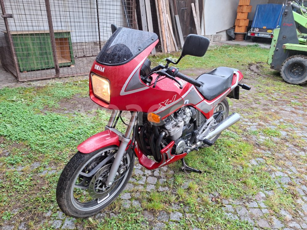 Online aukce: YAMAHA  XJ 600 + ND (STEJNÝ NEKOMLETNÍ MOTOCYKL)