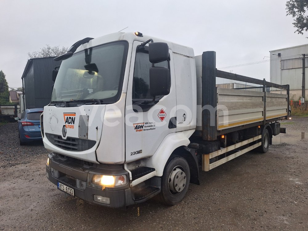 Online árverés: RENAULT  MIDLUM 220