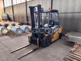 Online aukce: DESTA  D25