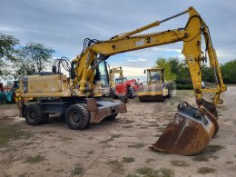 Online aukce: KOMATSU  PW 220-7 4X4