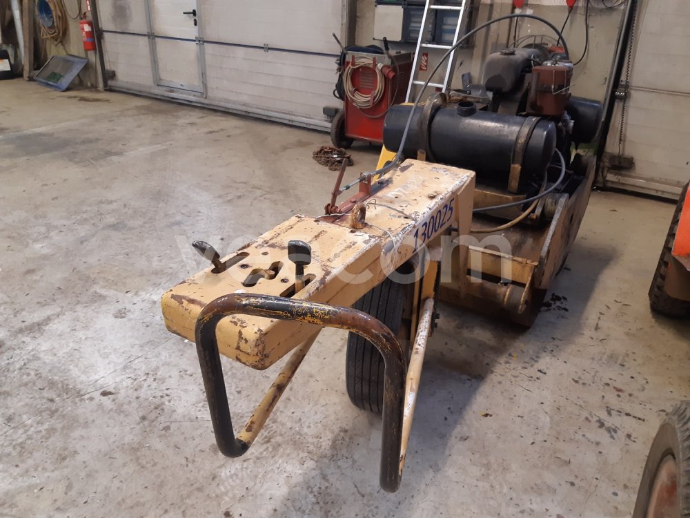Online aukce: STAVOSTROJ  VV W 3403