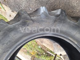 Online aukce:   1 KS PNEU KLEBER 330/70 R28 FITKER