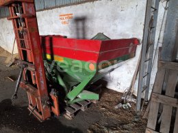 Online aukce:  AMAZONE 1000 ROZMETADLO PRŮMYSLOVÝCH HNOJIV