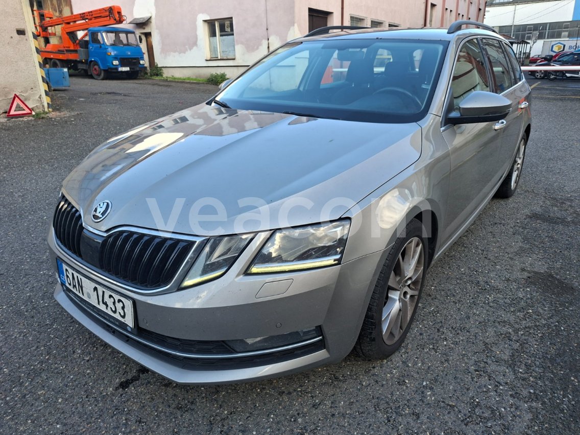 Online aukce: ŠKODA  OCTAVIA
