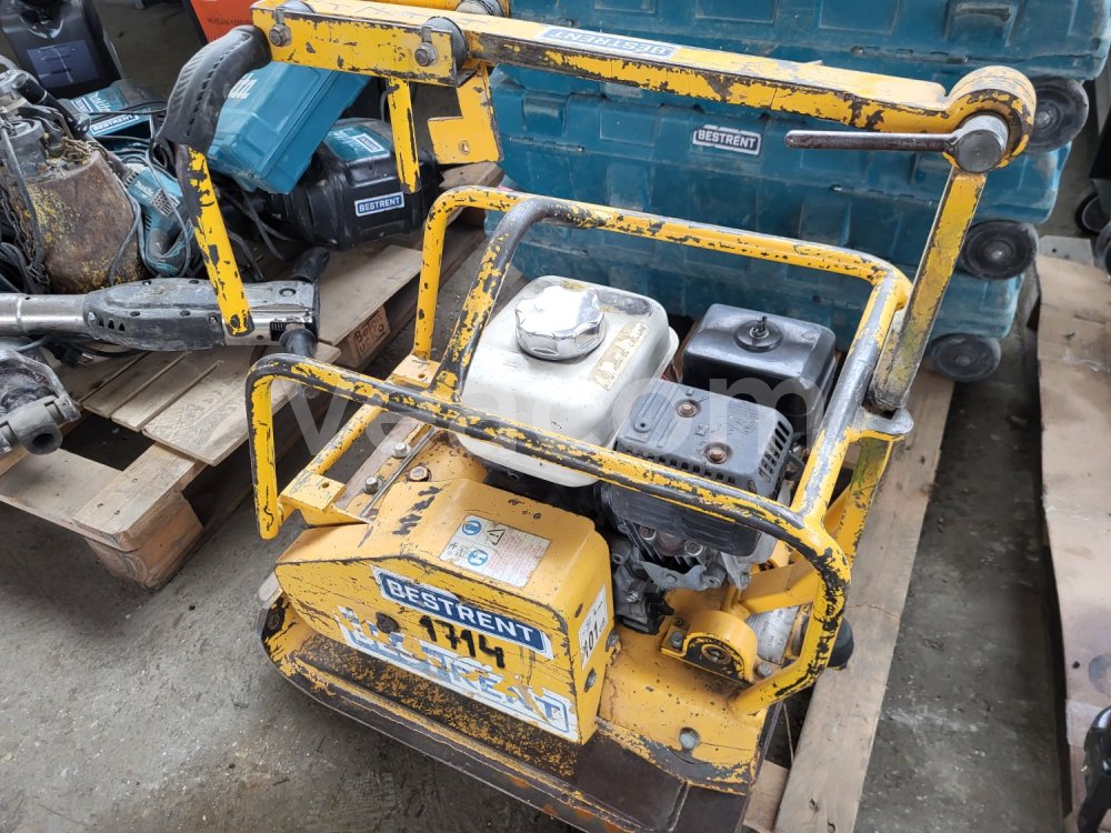 Online aukce:  VD 450/22