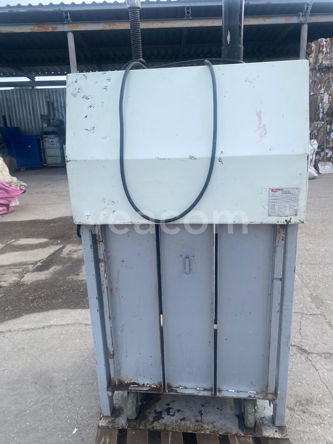 Online aukce:   EKOBAL EKOPACK 40